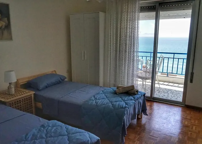 Liana's Appartement PalaiónTsiflíkion