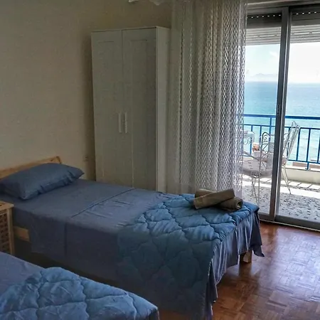 Liana's Apartament PalaiónTsiflíkion